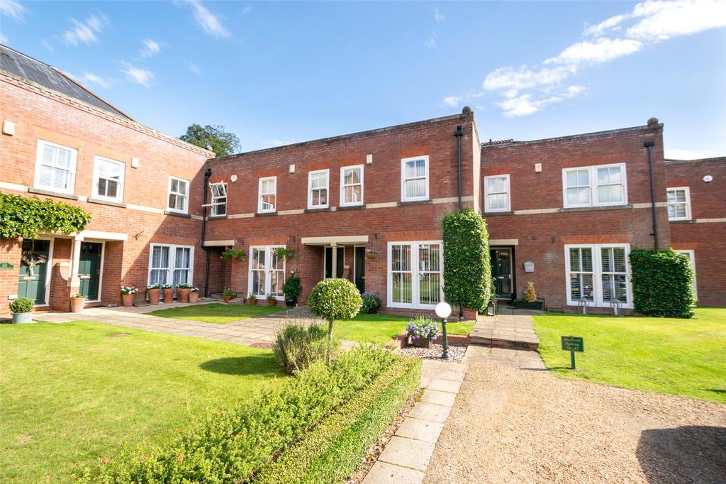 The Courtyard, Bostock Hall 2 bed house for sale £350,000