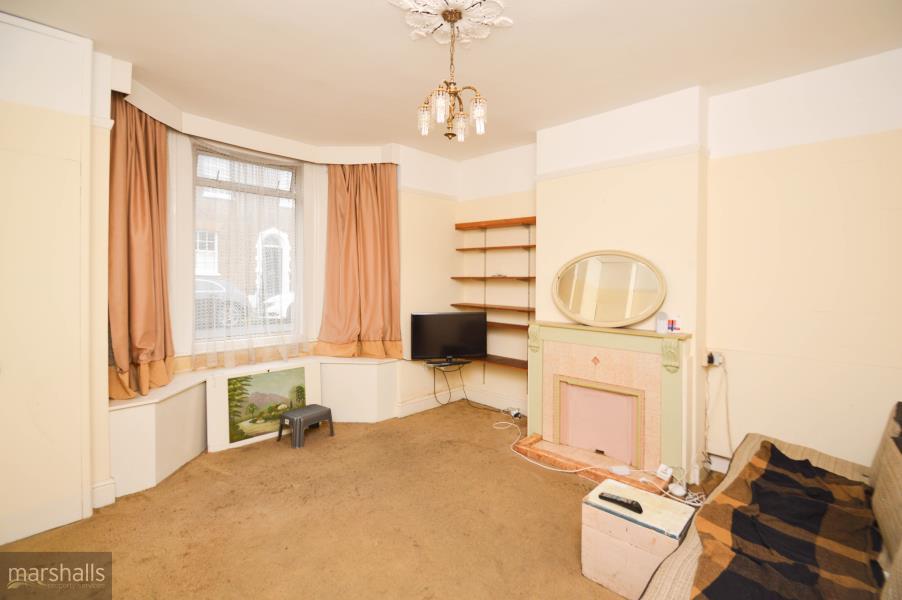 Grove Road, Windsor 2 bed terraced house £650,000