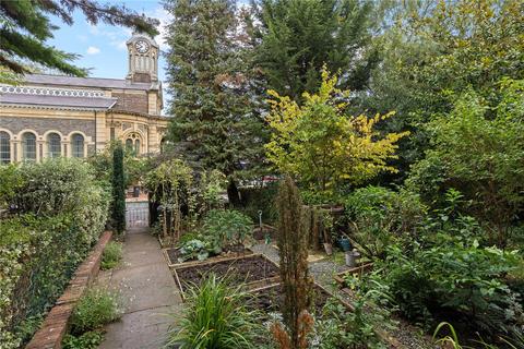 8 Arley Hill, Bristol, BS6 5PS