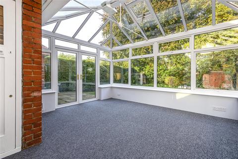 4 bedroom detached house to rent, Esher Avenue, Walton-On-Thames, KT12