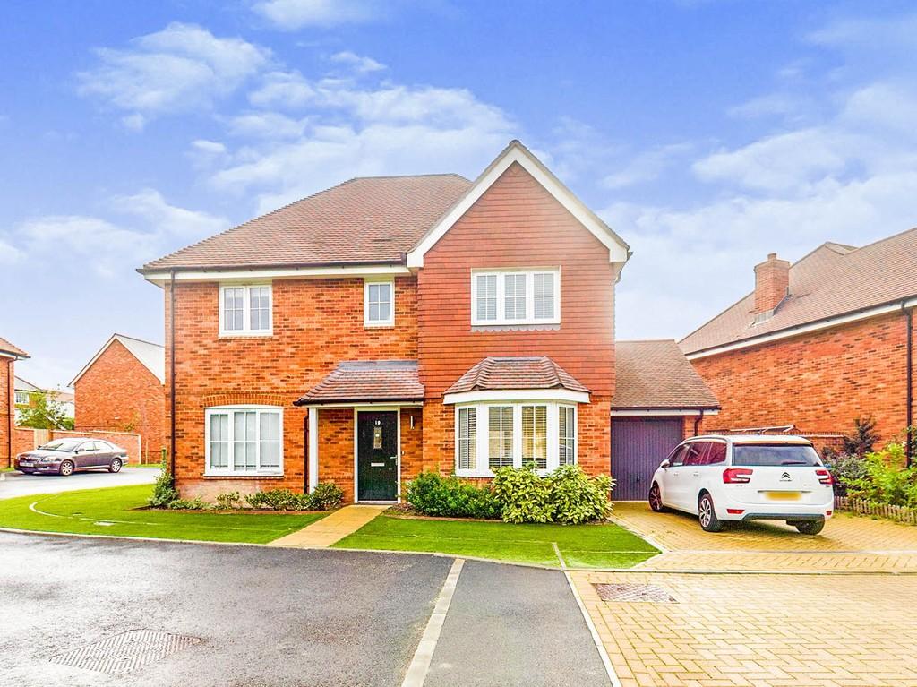 Bentley Gardens, Broadbridge Heath, Horsham 4 bed detached house £700,000