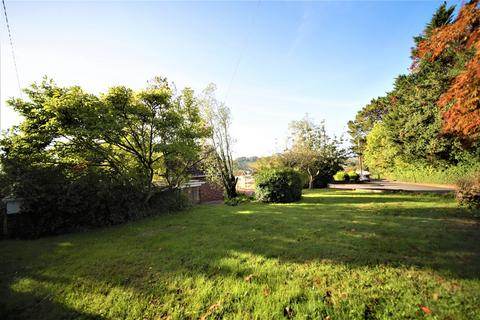 Nedlands Alexandra Road, Crediton, EX17 2DH