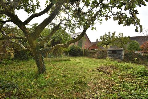 3 Lower Redgate, Tiverton, EX16 6RQ