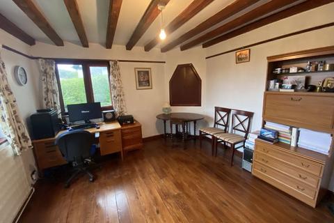 4 bedroom property for sale - Bangor, Gwynedd