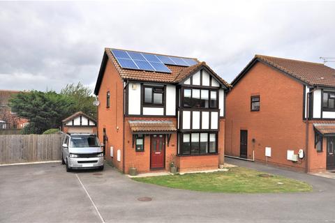 8 Avocet Close, Swindon, SN3 5HR