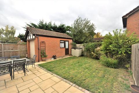 8 Avocet Close, Swindon, SN3 5HR