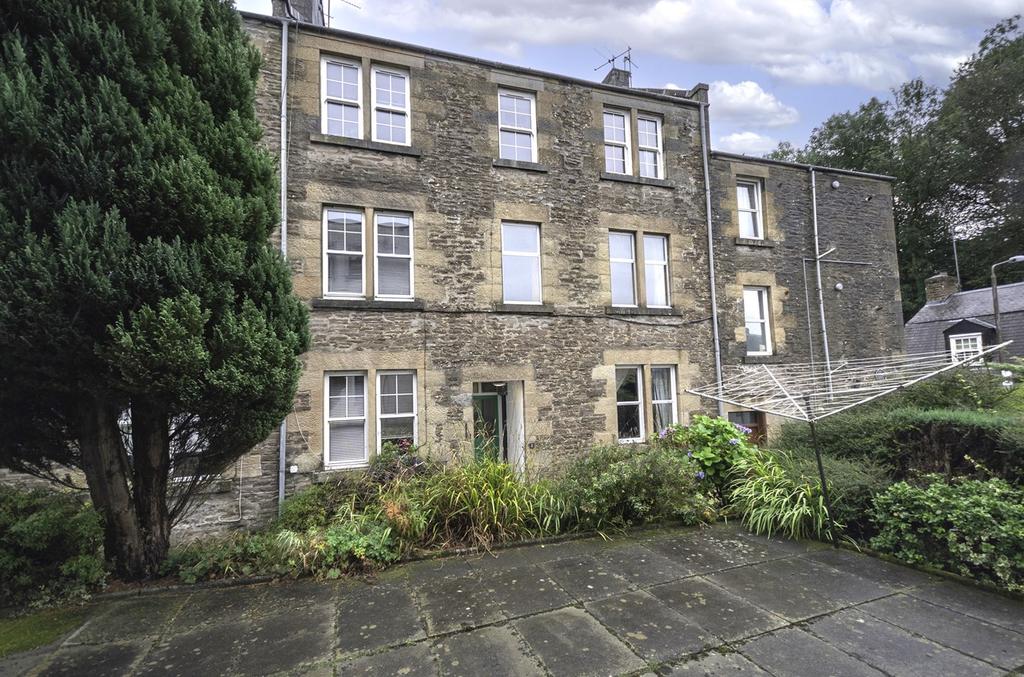 Ramoyle, Dunblane, FK15 2 bed flat £115,000