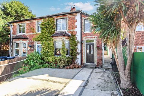 3 bedroom semi-detached house for sale - CATERHAM VALLEY