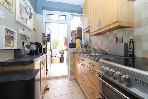 140 Limbury Road, Luton, LU3 2PN