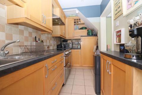 140 Limbury Road, Luton, LU3 2PN