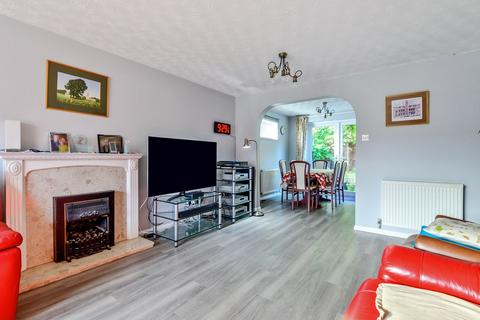 9 Grieg Close, Shefford, SG17 5SE