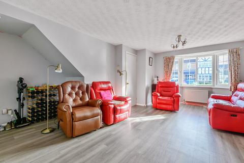 9 Grieg Close, Shefford, SG17 5SE