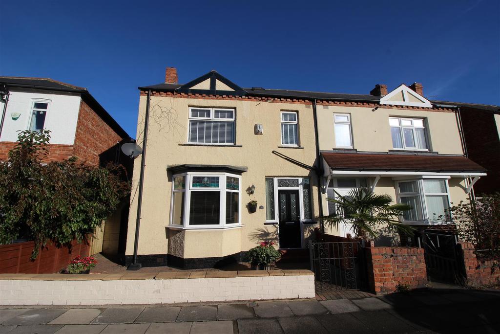 Willow Road, Darlington 3 bed semidetached house £180,000