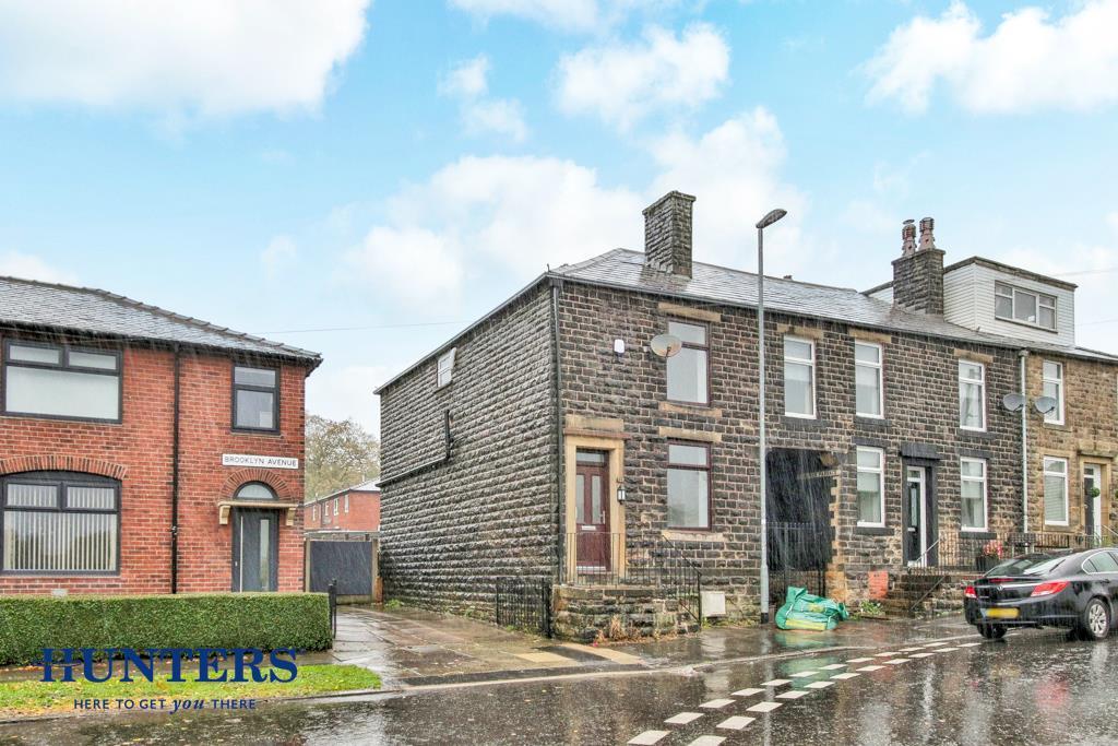 Calderbrook Road, Littleborough, OL15 9JW 3 bed terraced house £900