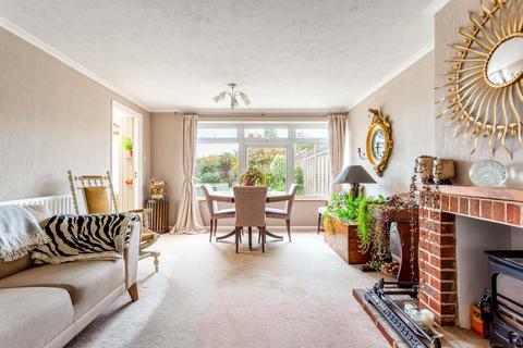 13 Downsview, Small Dole, Henfield, BN5 9YB
