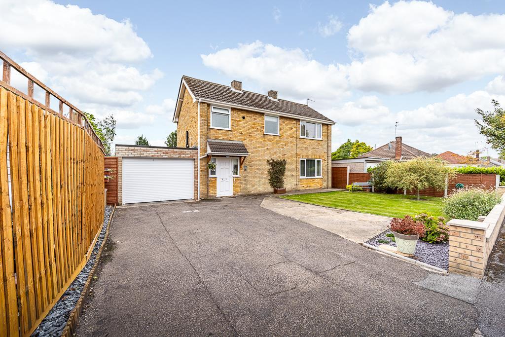 Windsor Drive, Spalding 3 bed detached house for sale £310,000