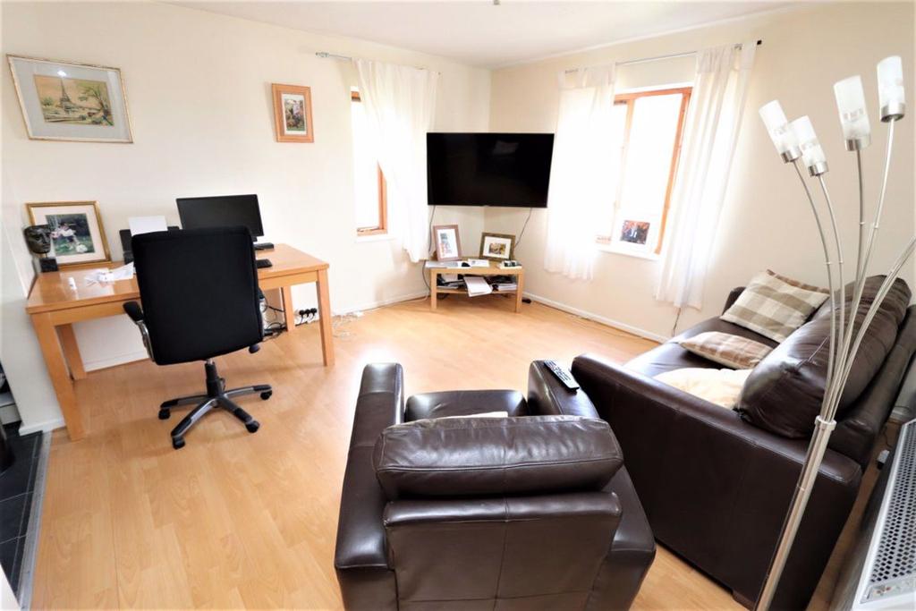 Apple Tree Close, Linslade 1 bed flat £725 pcm (£167 pw)