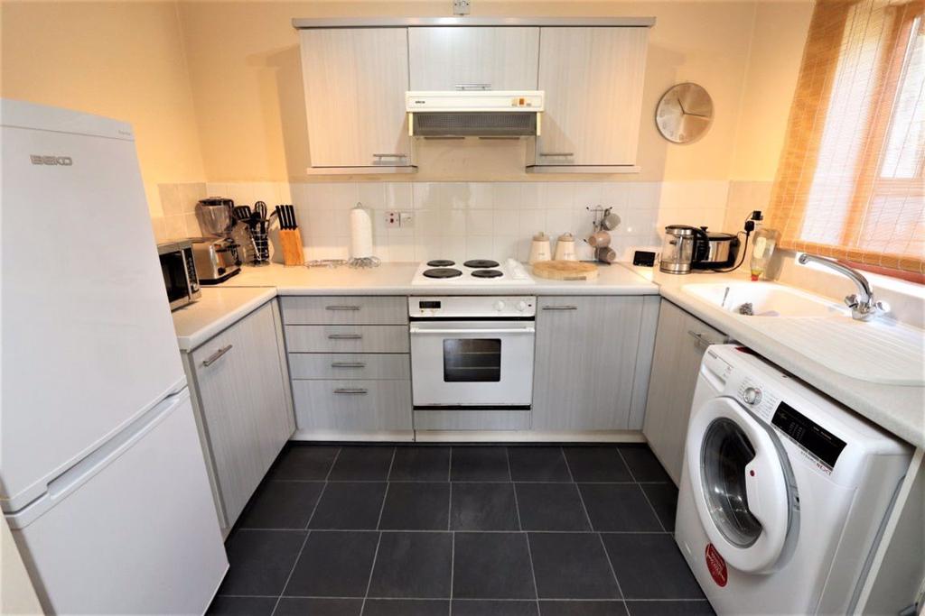 Apple Tree Close, Linslade 1 bed flat £725 pcm (£167 pw)