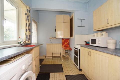 11 Carr Grove, Deepcar, Sheffield, S36 2PP