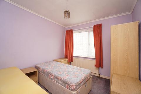 11 Carr Grove, Deepcar, Sheffield, S36 2PP