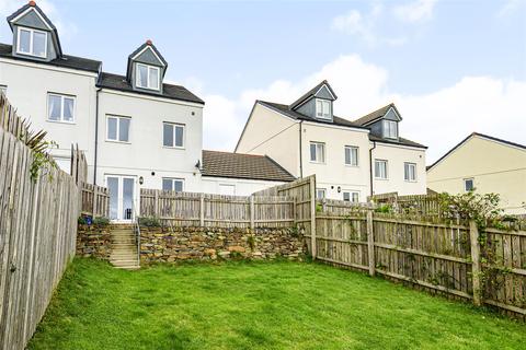 6 Cherry Way, Launceston, PL15 9GR