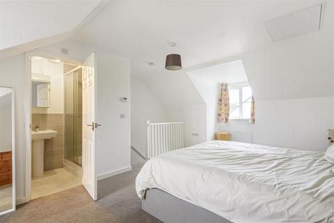 6 Cherry Way, Launceston, PL15 9GR