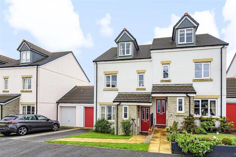 6 Cherry Way, Launceston, PL15 9GR