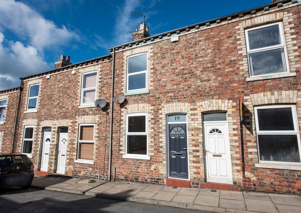 Windsor Street, South Bank, York 2 bed terraced house £1,100 pcm (£