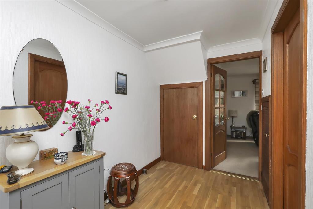 39 Concorde Way9.jpg