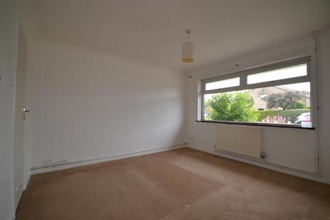 4 Ash Grove, Burnham-on-crouch, CM0 8DP