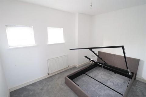 1 bedroom apartment to rent, Old St. Michaels Drive, Braintree