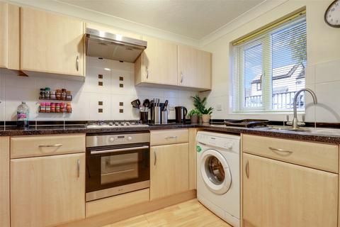 10, Oakwood Court Brook Meadow, South Molton, EX36 4BN