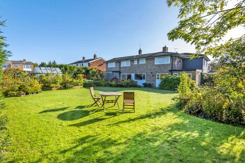 8 Britten Close, Tonbridge, TN10 4EG