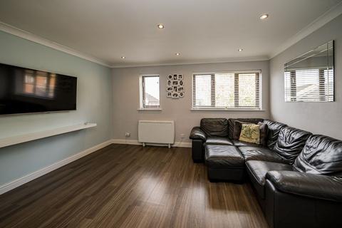 8 Birinus Close, High Wycombe, HP12 3LZ
