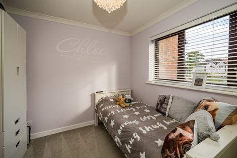 8 Birinus Close, High Wycombe, HP12 3LZ
