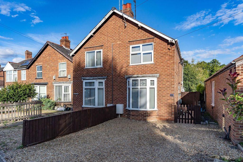 Church Street, Pinchbeck, Spalding PE11 3UA 3 bed semidetached house