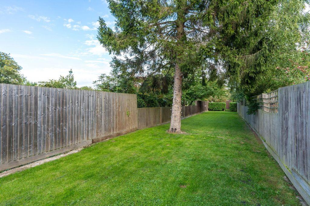 Church Street, Pinchbeck, Spalding PE11 3UA 3 bed semidetached house