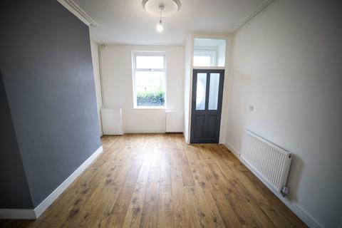 2 bedroom terraced house to rent, Gladstone Street, St. Helens, Merseyside, WA10