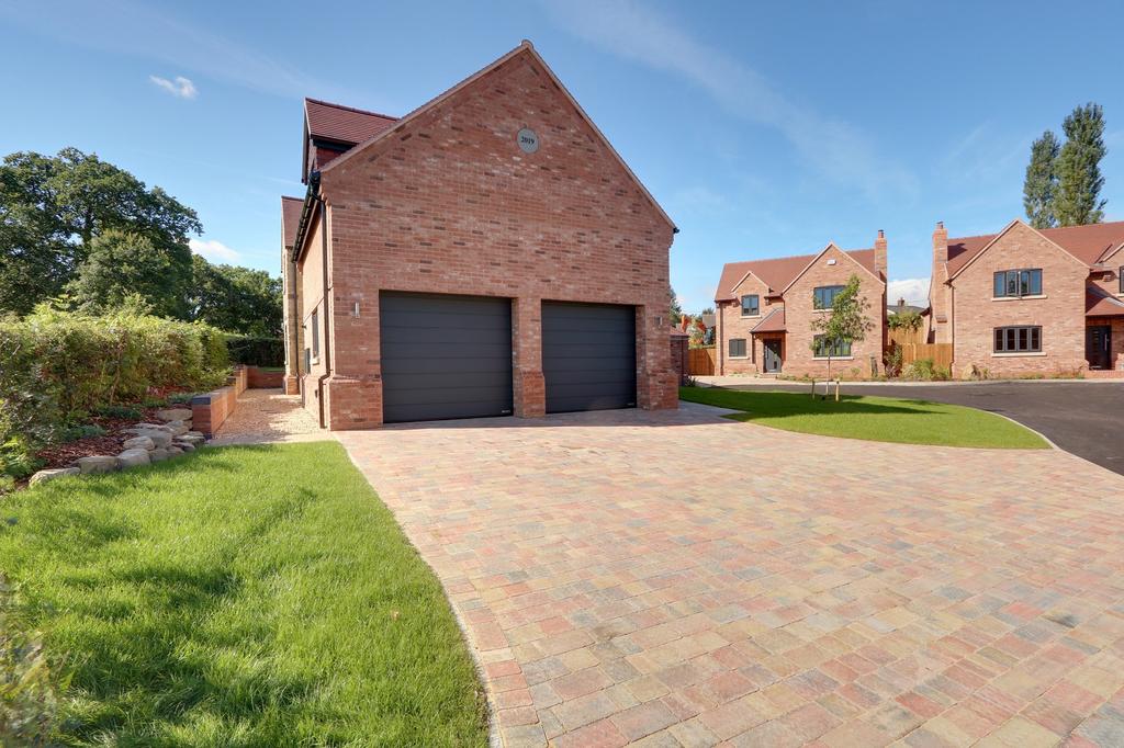 Driveway &amp; Garage