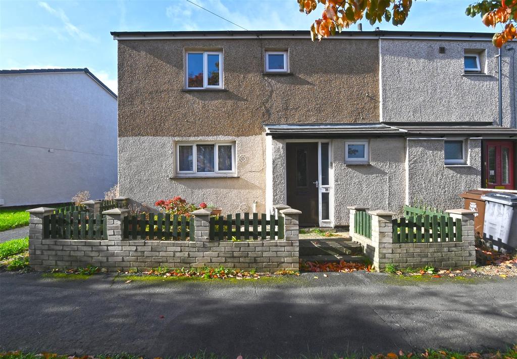 Woodfarm Place, Stannington, S6 5LX 3 bed townhouse £150,000
