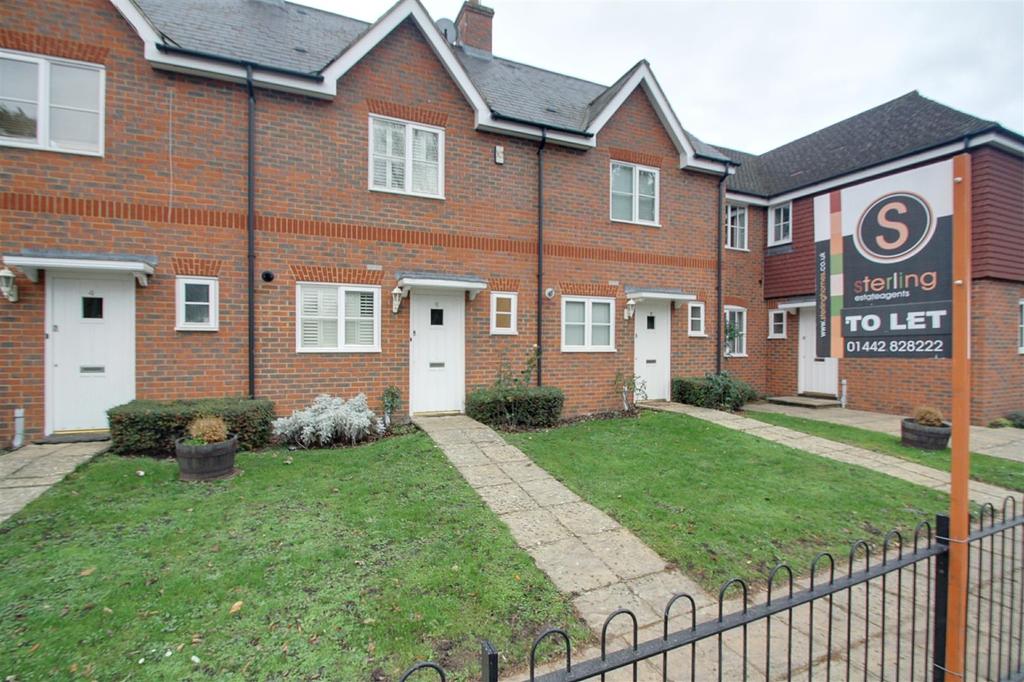 The Courtyards, London Road, Aston... 3 bed terraced house £1,450 pcm