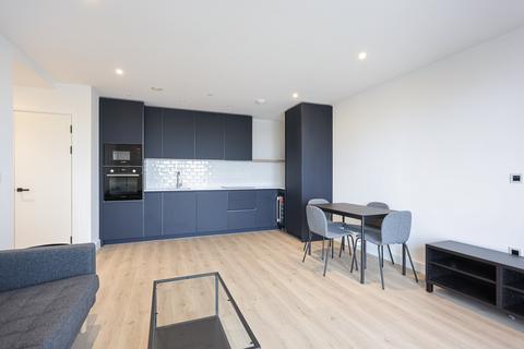 2 bedroom apartment to rent - Beresford Avenue, Wembley HA0