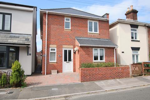 9a Bourne Road, Southampton, SO15 3AB