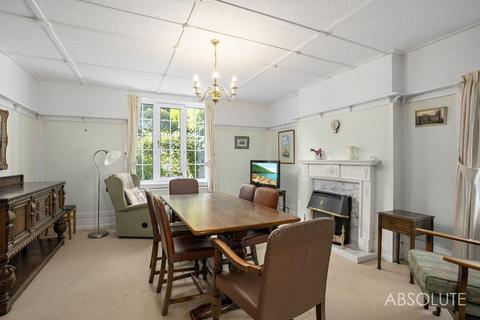 22 Barnfield Road, Torquay, TQ2 6TN