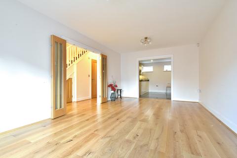 4 Ravens Gate Mews, Bromley, BR2 0BY
