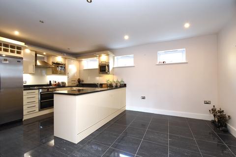 4 Ravens Gate Mews, Bromley, BR2 0BY