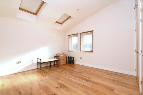 4 Ravens Gate Mews, Bromley, BR2 0BY