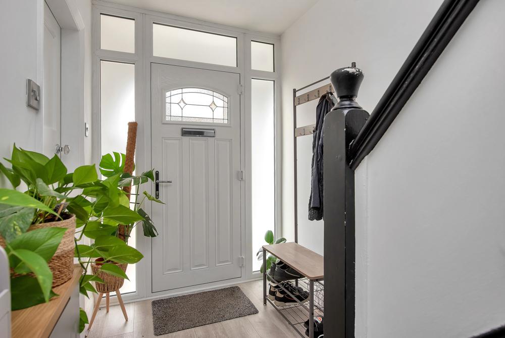 Dorothy Avenue, Melton Mowbray, LE13 3 bed semidetached house £240,000