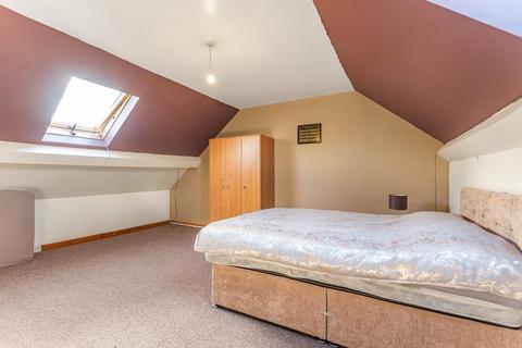 5 bedroom semi-detached house for sale - Slough,  Berkshire,  SL1