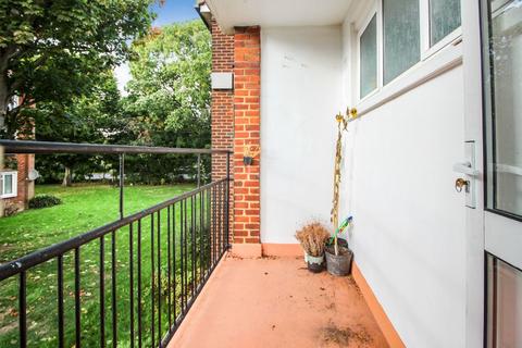 undefined, Merryhills Court, London, N14